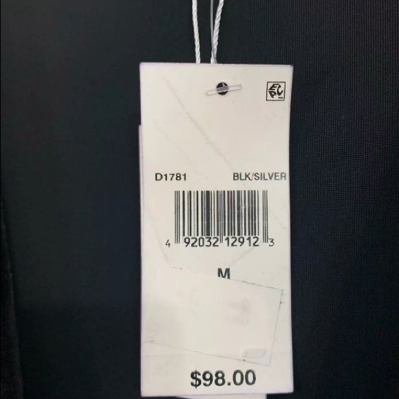 Re:Named velvet star print velvet wrap dress. M - Picture 8 of 9